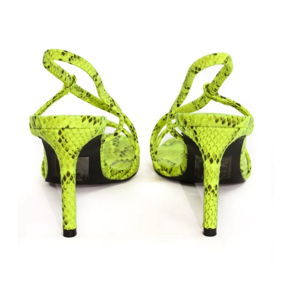 Snake embossed heel. - Picture 2 of 3